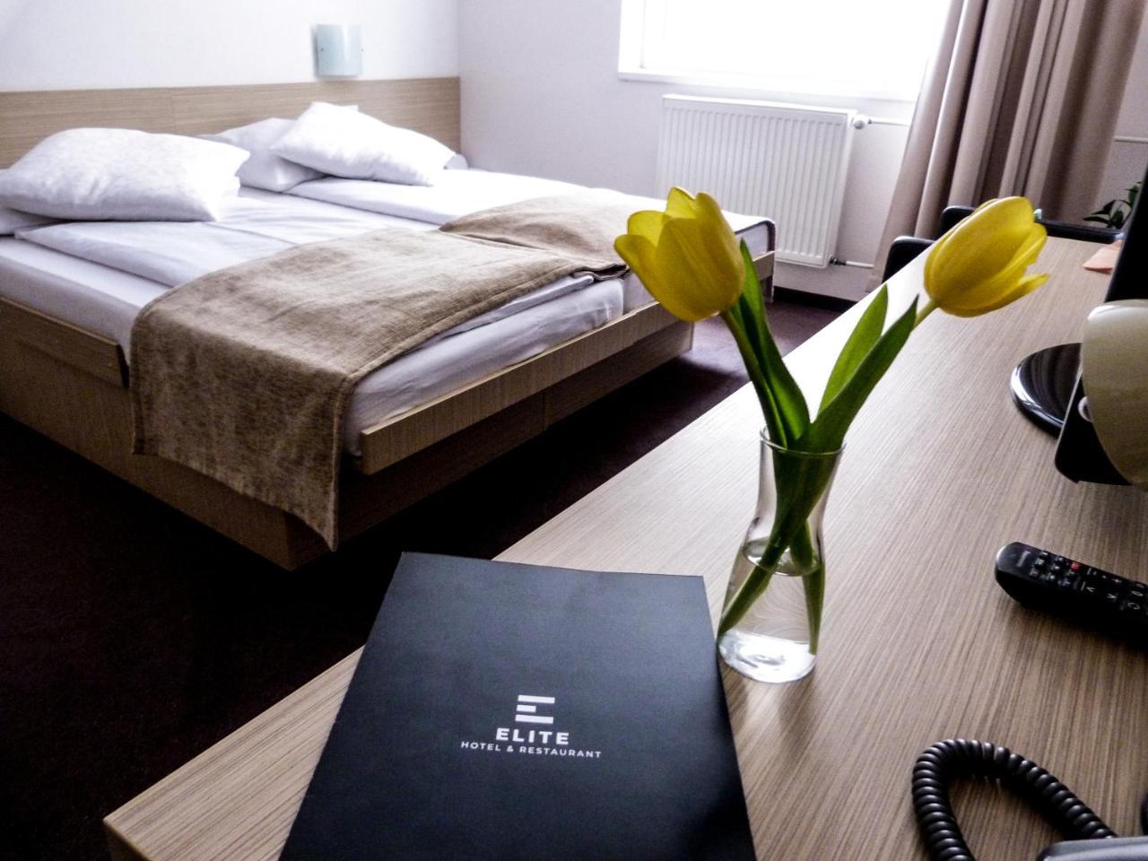 Elite Hotel Nová Dubnica 外观 照片